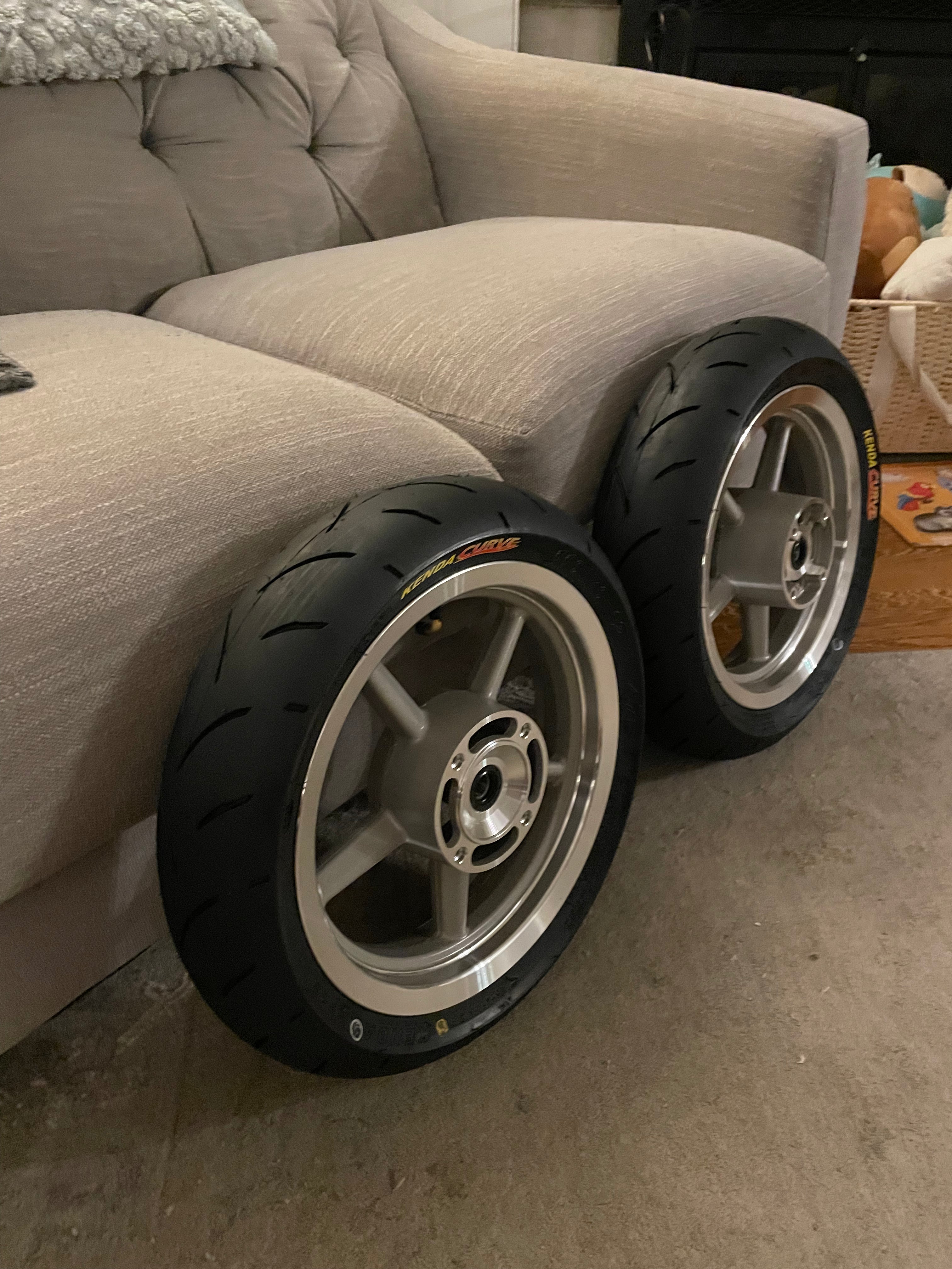 12 inch kenda curve wheelset